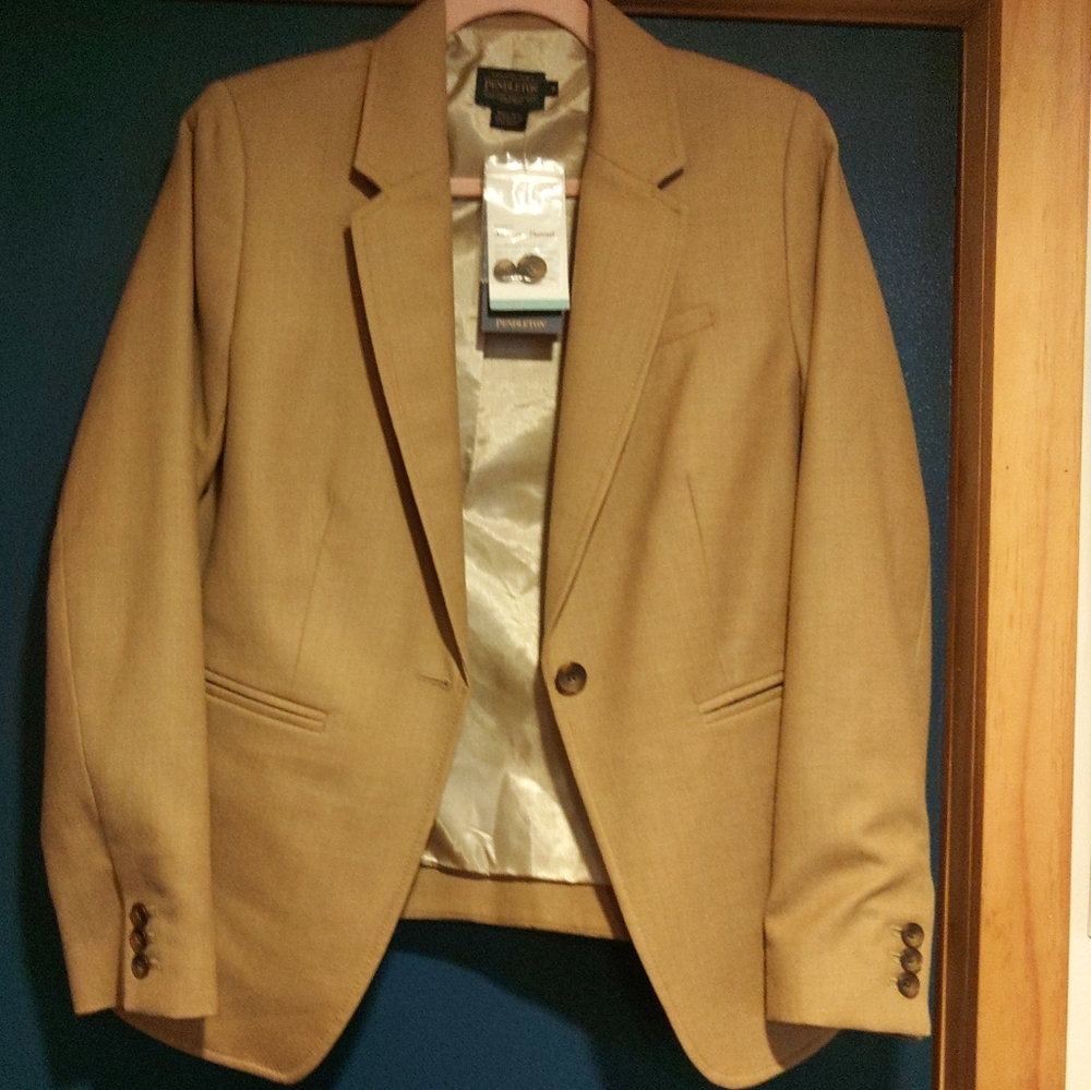 Tan Heirloom Flannel Blazer with Satin Lining Pendleton New With Tags